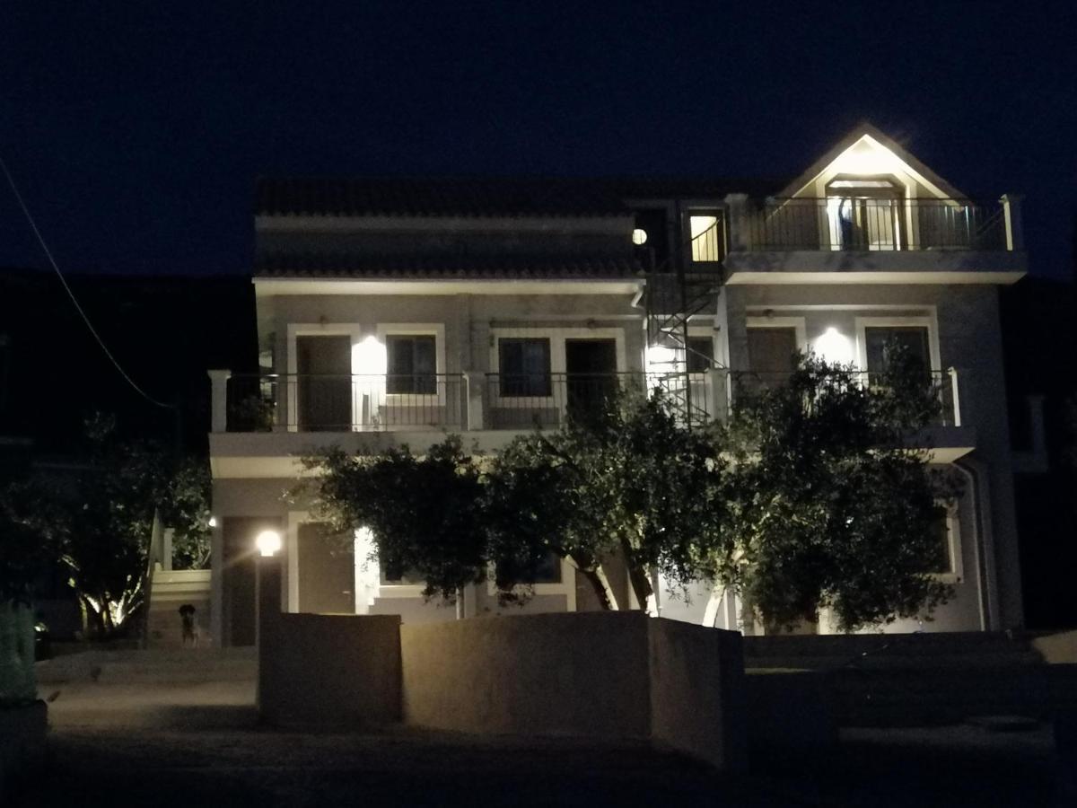 Ta Didymakia Apartments. Argostoli  Eksteriør billede